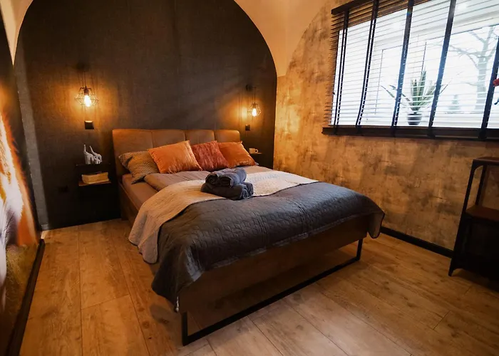 Lisia Nora Lejlighed